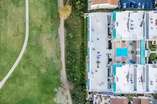 2552 Navarra Dr, Carlsbad, CA 92009 - Photo 22