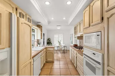 1642 Blossom Field Way, Encinitas, CA 92024 - Photo 18