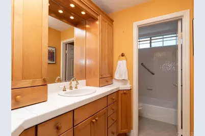 24312 Chrisanta Dr, Mission Viejo, CA 92691 - Photo 32