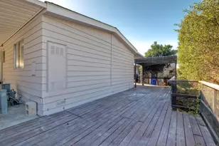 2130 Sunset Dr, Vista, CA 92081 - Photo 22