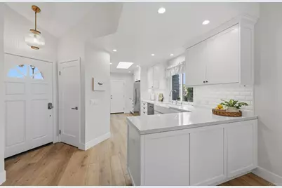 7102 Linden, Carlsbad, CA 92011 - Photo 6