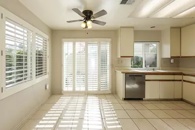 6871 Seaspray Ln, Carlsbad, CA 92011 - Photo 6