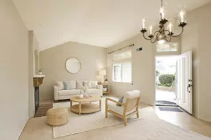 6871 Seaspray Ln, Carlsbad, CA 92011 - Photo 4