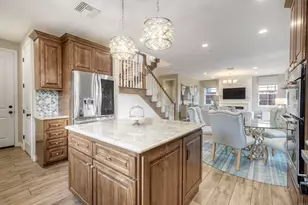 917 Santo Wy, Cardiff by the Sea, CA 92007 - Photo 10