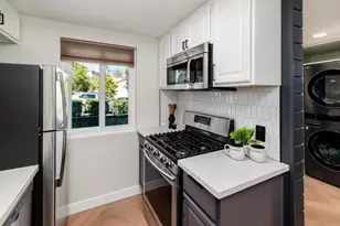 2349 Altisma Way, Carlsbad, CA 92009 - Photo 8