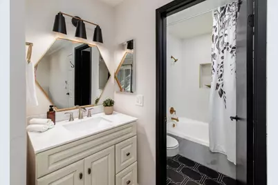 2349 Altisma Way #B, Carlsbad, CA 92009 - Photo 24