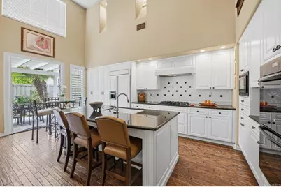 6375 Paseo Potrero, Carlsbad, CA 92009 - Photo 8