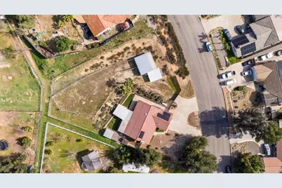 24820 Abalar Way, Ramona, CA 92065 - Photo 2