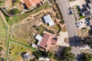 24820 Abalar Way, Ramona, CA 92065 - Photo 2