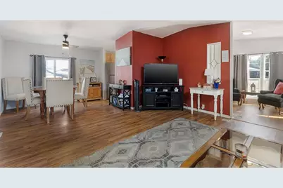 1333 E Olive Avenue #60, Vista, CA 92083 - Photo 6