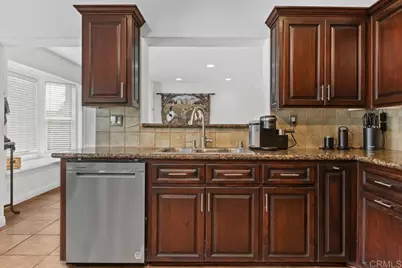 2725 Morning Glory Ln, Carlsbad, CA 92008 - Photo 14