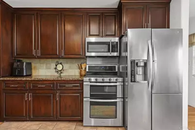 2725 Morning Glory Ln, Carlsbad, CA 92008 - Photo 10