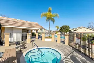 17523 Fairlie Rd, San Diego, CA 92128 - Photo 32