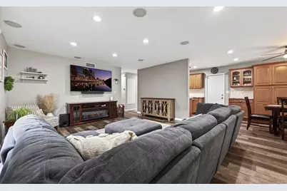 10090 Pebble Beach Dr, Santee, CA 92071 - Photo 8