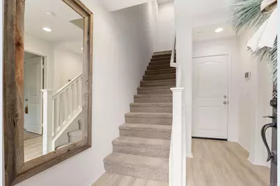 2227 Solara Lane, Vista, CA 92081 - Photo 8