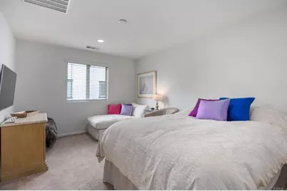 2227 Solara Lane, Vista, CA 92081 - Photo 14