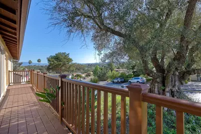 28242 Glenmeade Way, Escondido, CA 92026 - Photo 4