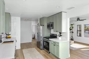 3630 Donna Dr, Carlsbad, CA 92008 - Photo 10