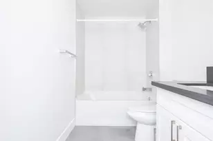 1101 S Harvard Blvd, Los Angeles, CA 90006 - Photo 16