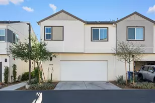 35190 Blossom Pl, Fallbrook, CA 92028 - Photo 2