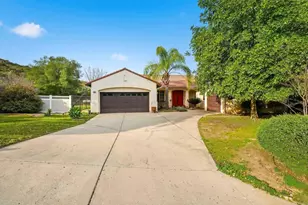 23322 Nuevo Mundo Dr, Ramona, CA 92065 - Photo 1