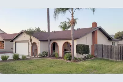 1318 Shadow Hills Court, San Marcos, CA 92069 - Photo 2