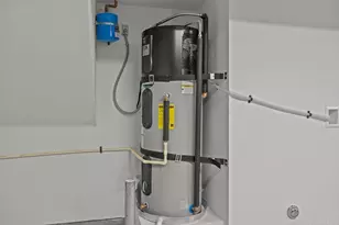 2524 Chamomile Ln, Carlsbad, CA 92008 - Photo 16