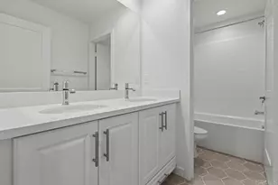 2524 Chamomile Ln, Carlsbad, CA 92008 - Photo 12