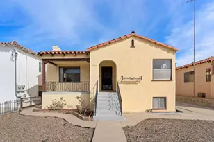 3040 Byron St, San Diego, CA 92106 - Photo 1