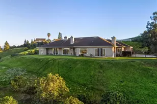 4712 Briana Ct, Fallbrook, CA 92028 - Photo 2