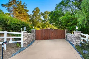 4712 Briana Ct, Fallbrook, CA 92028 - Photo 2