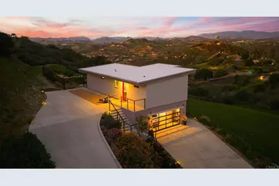 6937 Kellyn Lane, Vista, CA 92084 - Photo 2