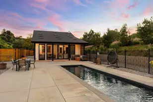 6937 Kellyn Ln, Vista, CA 92084 - Photo 16