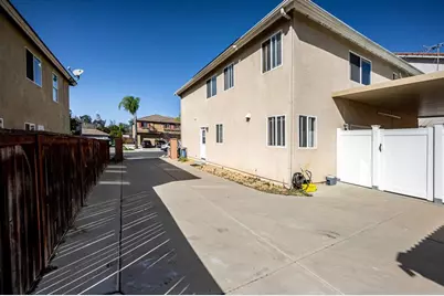 27288 Sierra Madre Drive, Murrieta, CA 92563 - Photo 48