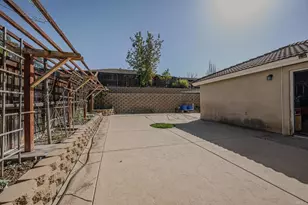 27288 Sierra Madre Dr, Murrieta, CA 92563 - Photo 44