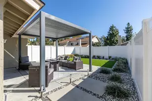 1455 Bridgeview Dr, San Diego, CA 92105 - Photo 34