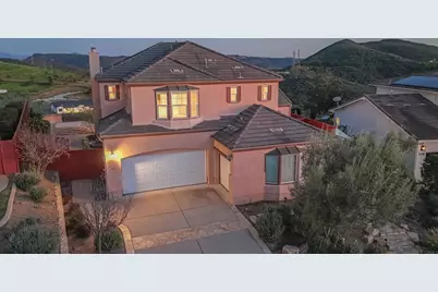 715 Leeward, San Marcos, CA 92078 - Photo 2