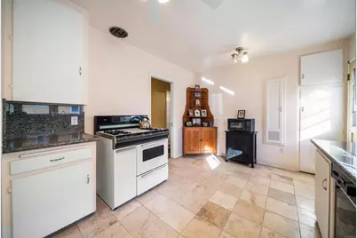 1350 Quincy Avenue, Long Beach, CA 90804 - Photo 10