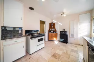 1350 Quincy Ave, Long Beach, CA 90804 - Photo 10