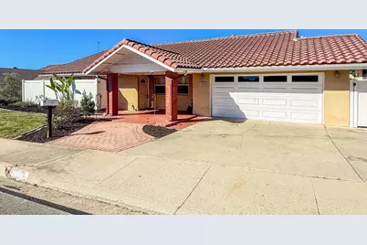 1554 W Country Club Lane, Escondido, CA 92026 - Photo 1