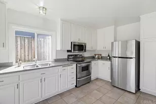 13001 Standish Dr, Poway, CA 92064 - Photo 12