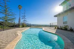 30809 Chateau Haut Briant, Bonsall, CA 92003 - Photo 10