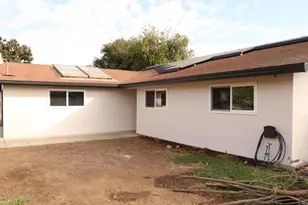 3032 Laurashawn Ln, Escondido, CA 92026 - Photo 2