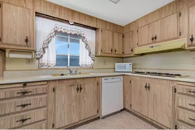 1506 Oak Drive #4, Vista, CA 92084 - Photo 46