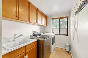 1977 White Birch Dr, Vista, CA 92081 - Photo 30
