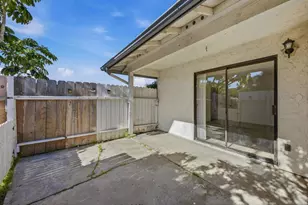 3522 Thunder Dr, Oceanside, CA 92056 - Photo 12