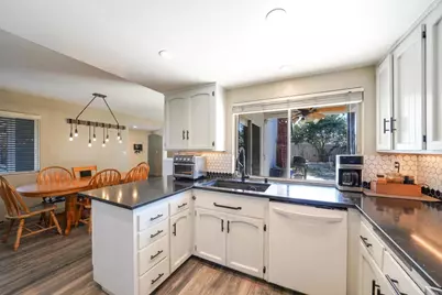 1643 Oak Hill Drive, Escondido, CA 92027 - Photo 10