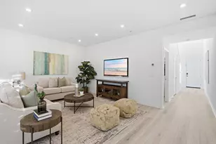 1700 Laurelwood Wy, Oceanside, CA 92056 - Photo 8