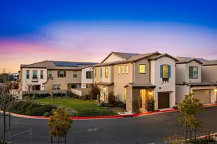 1700 Laurelwood Wy, Oceanside, CA 92056 - Photo 2