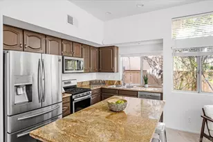 2077 Tiffany Dr, Oceanside, CA 92056 - Photo 4